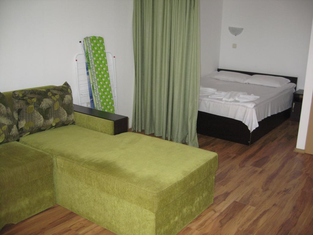Chateau Aheloy Hotell Pomorie Eksteriør bilde