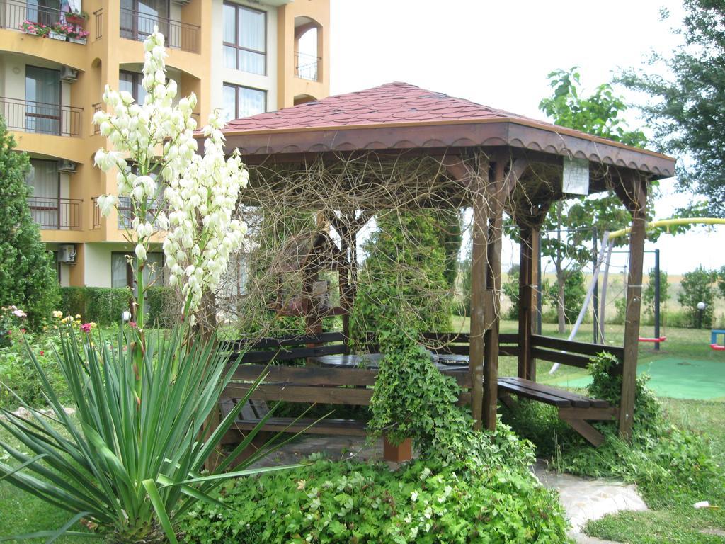 Chateau Aheloy Hotell Pomorie Eksteriør bilde